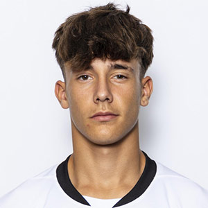 アドリア・サレス