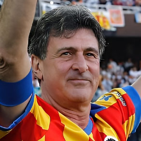 マリオ・ケンペス