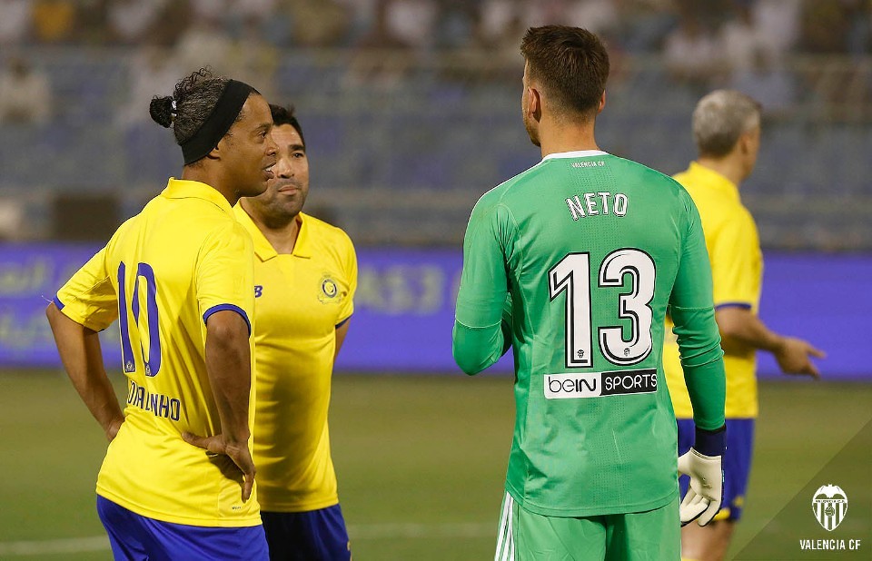 親善試合 (LaLiga World)